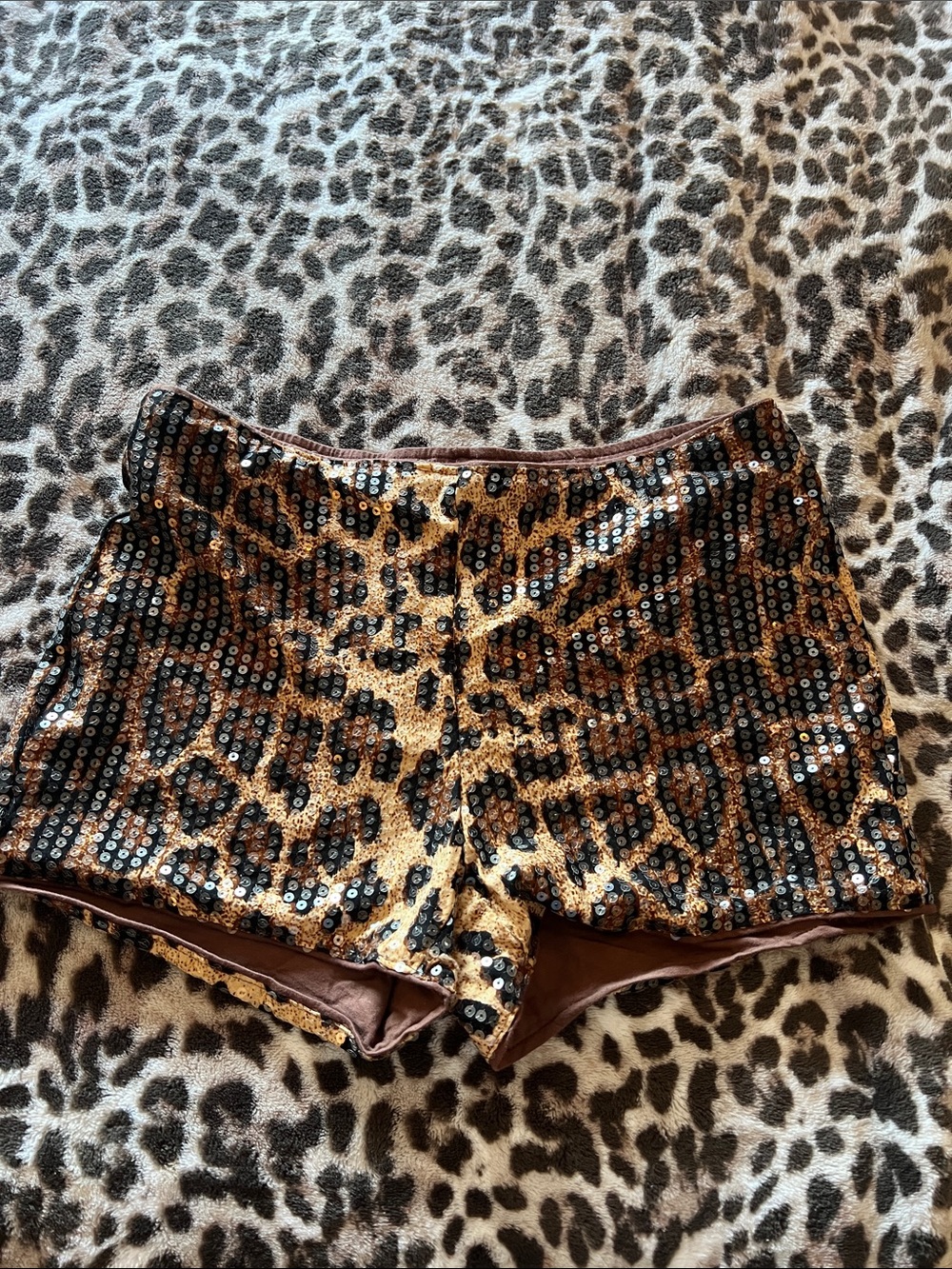 Sequin Leopard Print Women's Shorts - Gold/Black